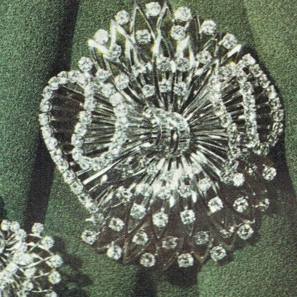 1947 Caron Parfums & Boucheron Diamonds - Original Vintage Print - French Luxury Fashion Place Vendôme Soleils - 10.25 x 14.5 in - Image 7