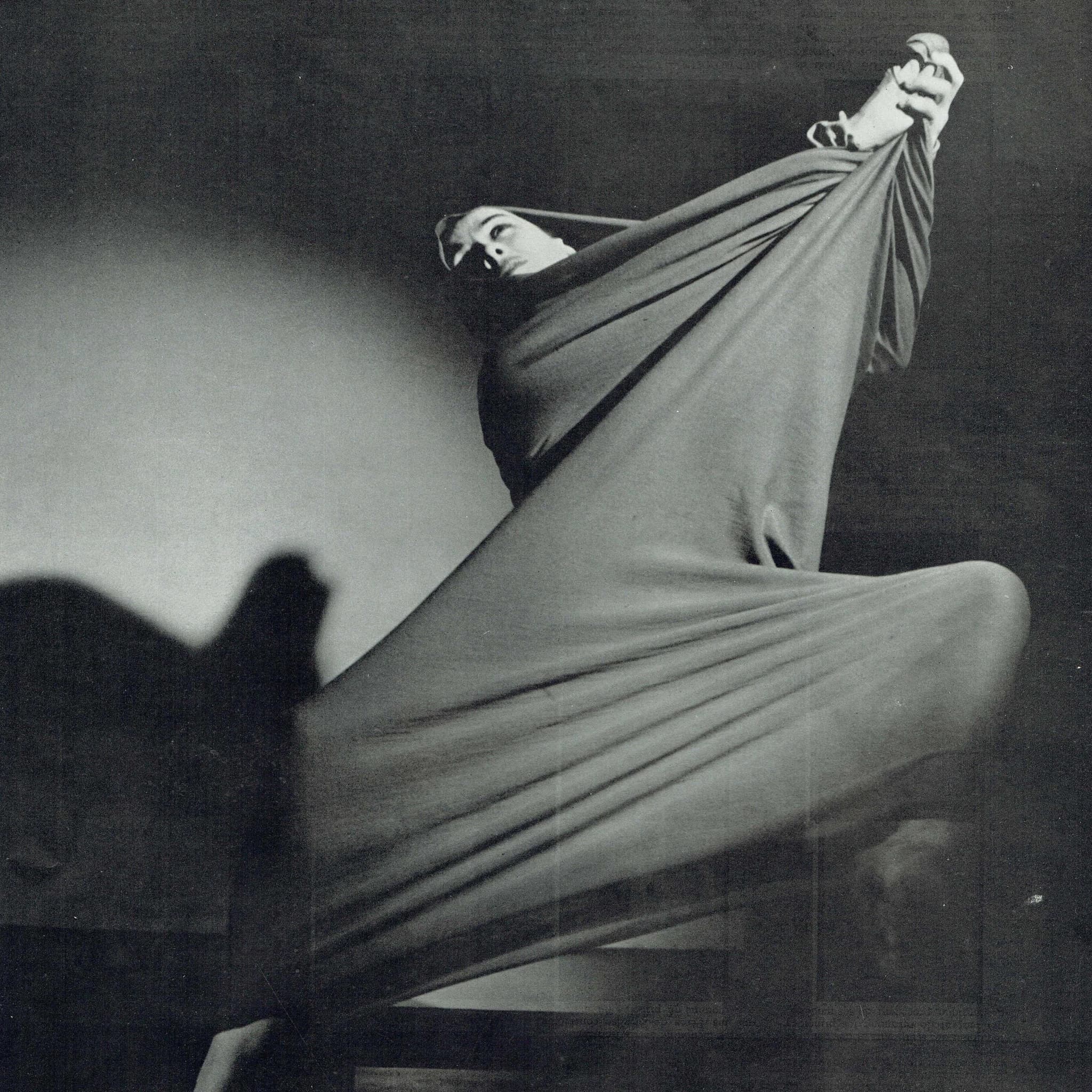 1947 Martha Graham Lamentation - Original Vintage Print of capture by Barbara Morgan - Modern Dance Portrait - Soleils - 10.25 x 12 in